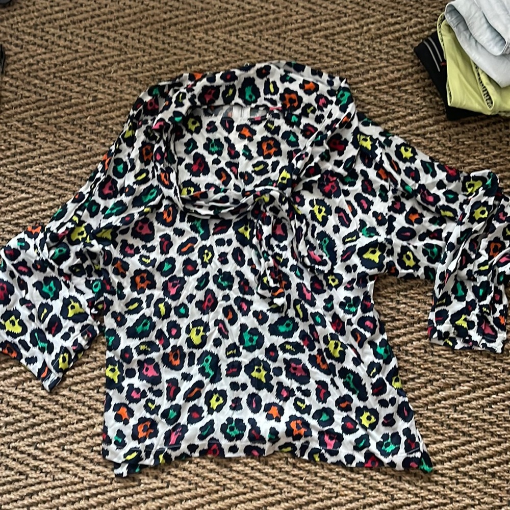 Vilagallo cheetah blouse